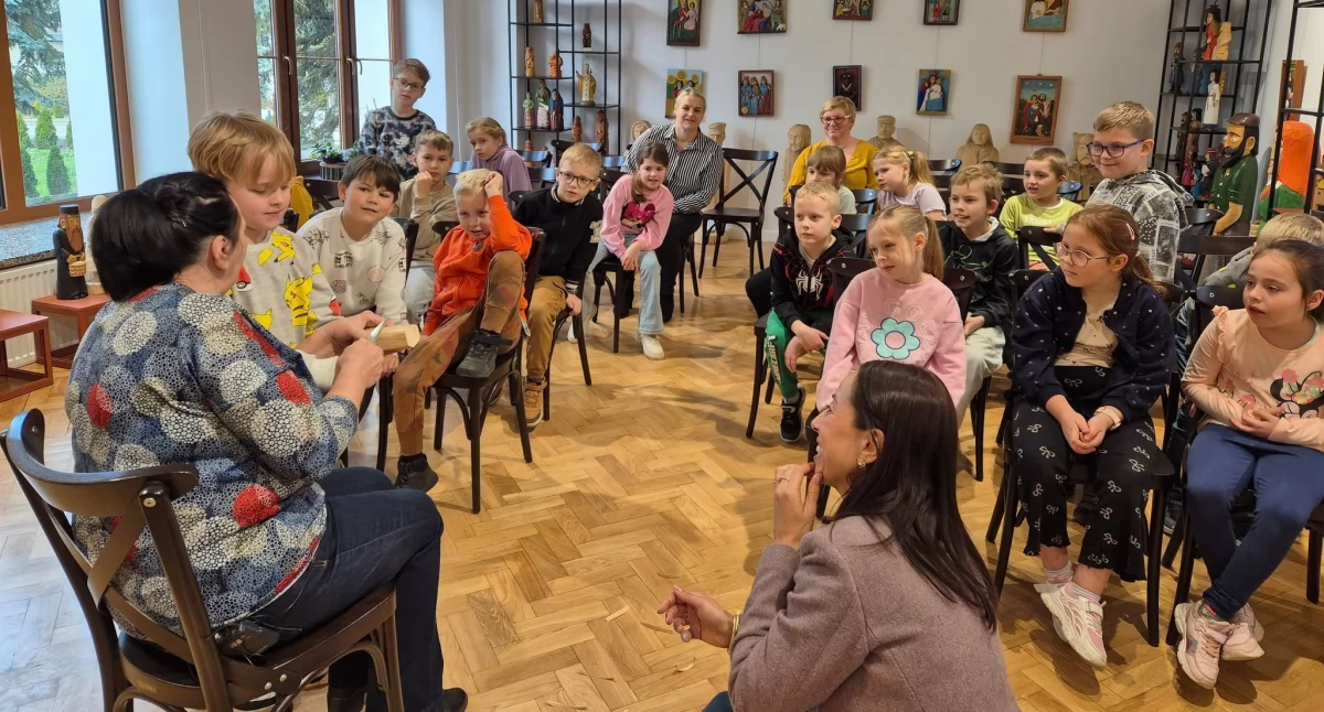 fot. Dom Kultury-Pomnik Czynu Bojowego Kleeberczyków w Woli Gułowskiej