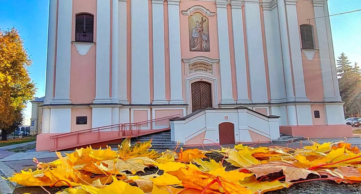 Fot Parafia Podwyższenia Krzyża Świętego w Łukowie 