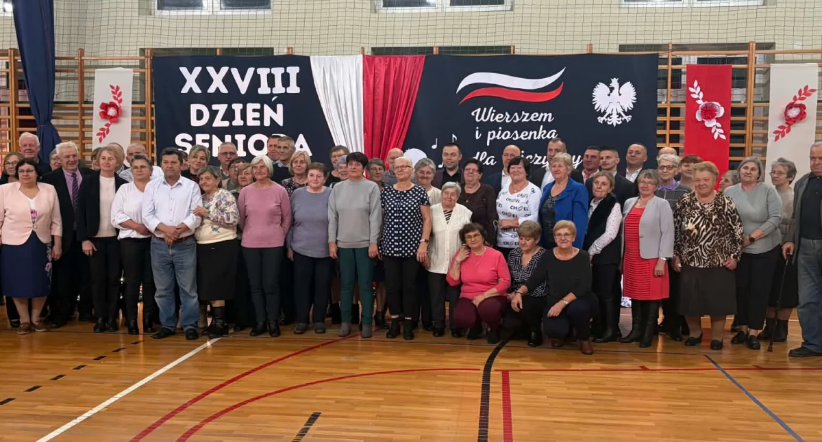 Wiadomości Partnera, Wierszem piosenką Ojczyzny Patriotyczny Dzień Seniora Gminie Stanin - zdjęcie, fotografia