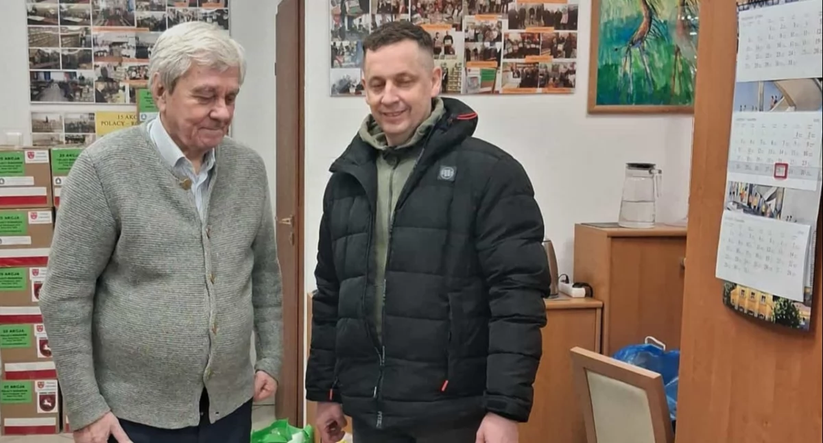 Akcje Charytatywne i Wsparcie, Serce Kresów Pracownicy Łukowie włączyli jubileuszową akcję Polacy Rodakom! - zdjęcie, fotografia
