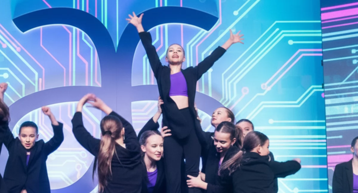 Wiadomości Sportowe, Sukces Łukowianek! Dance Factory oczarowało publiczność prestiżowej Arbonne - zdjęcie, fotografia