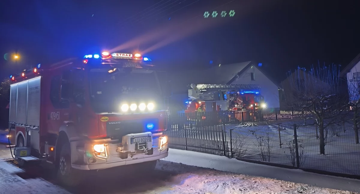 Straż Pożarna, Ogień kominie Starej Wróblinie Strażacy ruszyli ratunek - zdjęcie, fotografia