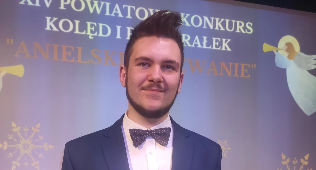 Szkolnictwo, Mikołaj Lemiech Łukowa wygrał konkurs śpiewania kolęd Gułowskiej - zdjęcie, fotografia