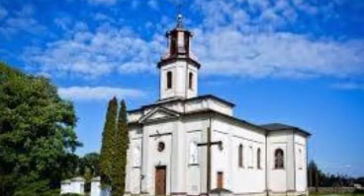 Kościół i Religia, Trzebieszów Drugi tysięcy remont kościoła - zdjęcie, fotografia