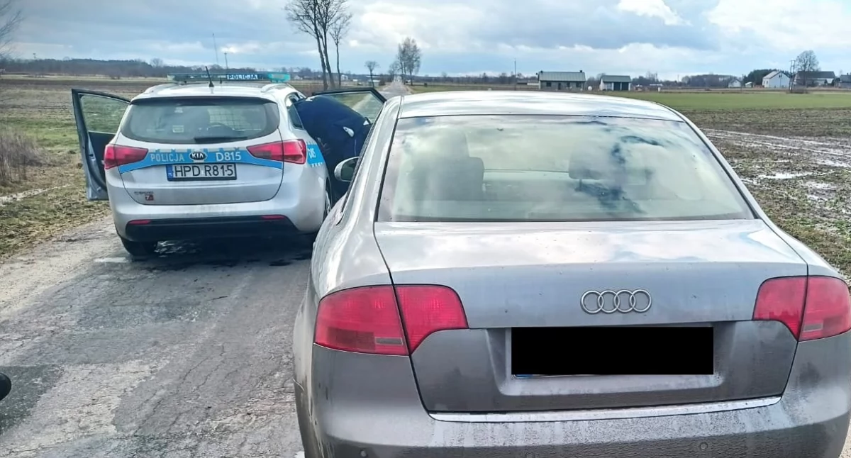 Wiadomości Partnera, latek uciekał przed policją Pijany kierowca rękach mundurowych - zdjęcie, fotografia