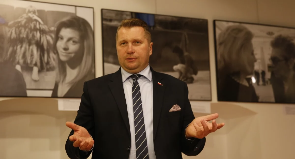 Polityka, Przemysław Czarnek kandydatem premiera Kaczyński ostrzega partię! - zdjęcie, fotografia