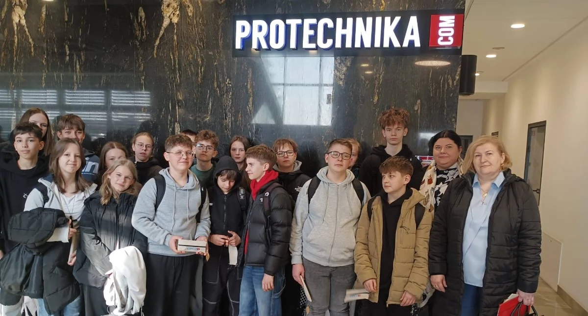 Szkolnictwo, Łuków Uczniowie siódmych odwiedzili firmę Protechnika Będą nagrody! - zdjęcie, fotografia