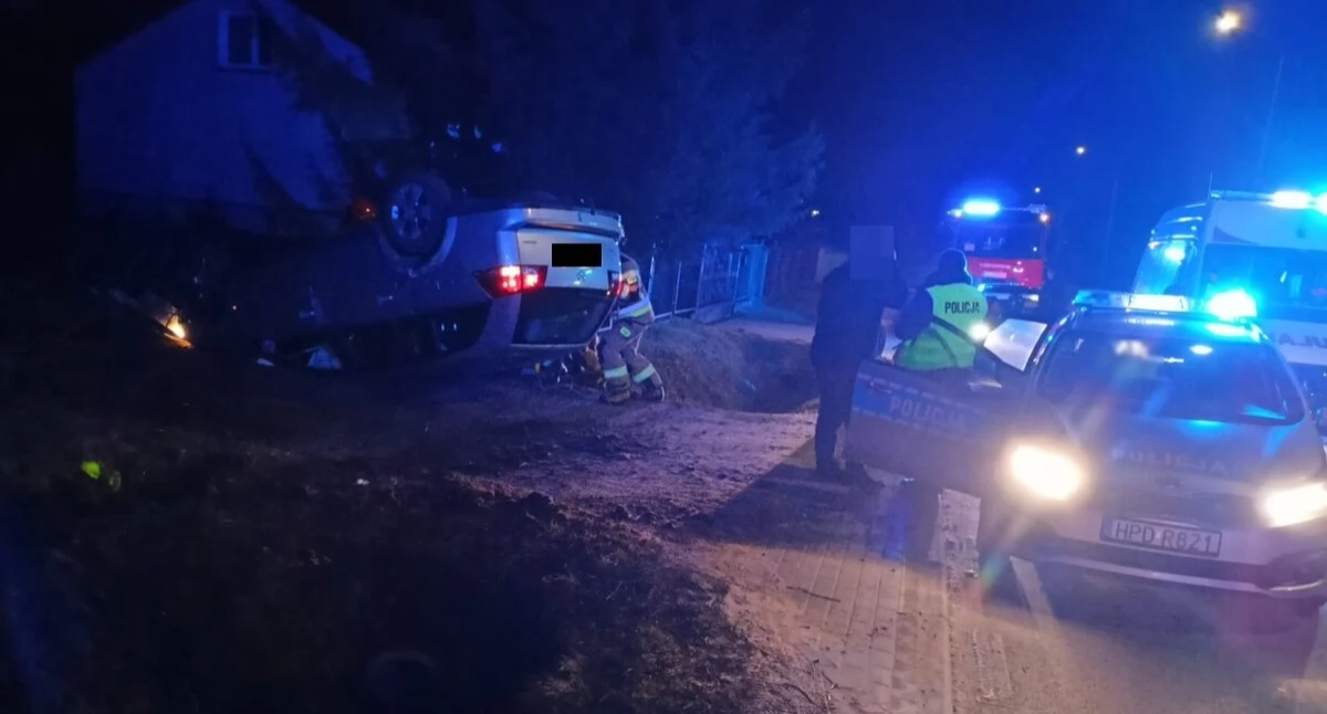 Policja, Miał ponad promile dachował! Zobacz zdjęcia wypadku! - zdjęcie, fotografia