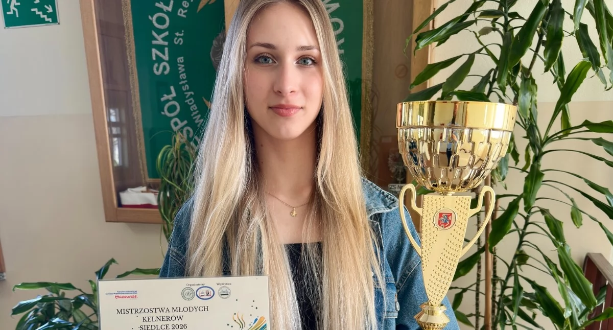 Fot.  Zespół Szkół nr 3 im. Władysława Stanisława Reymonta w Łukowie Martyna z Technikum nr 3 w Łukowie wygrała Mistrzostwa Młodych Kelnerów w Siedlcach 17 marca 2026. Pokonała najlepszych z całej Polski.