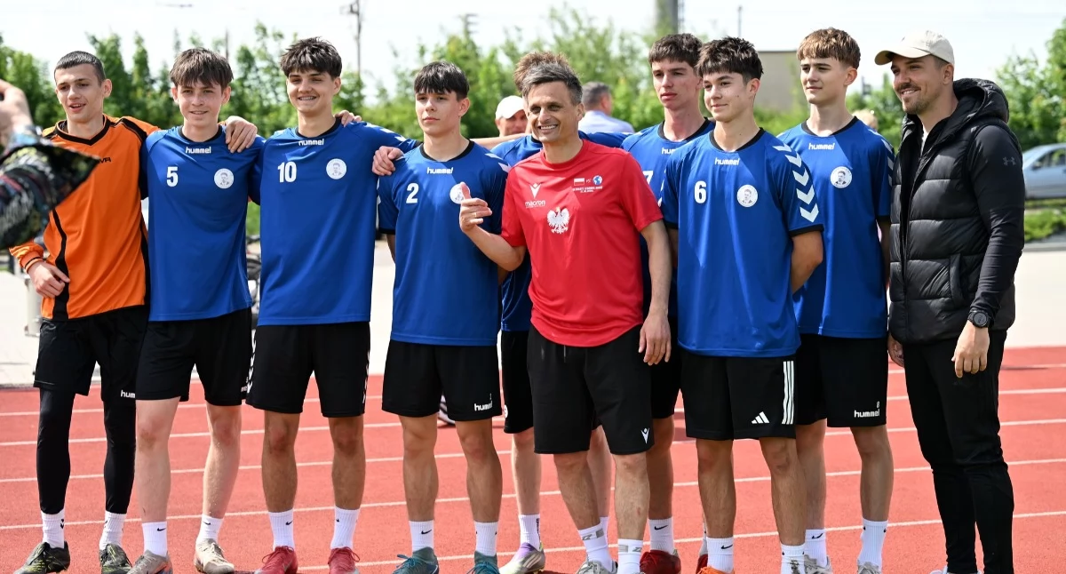 Sukcesy sportowe, Sławomir Peszko przyjechał Stoczka Łukowskiego zrobił czego młodzież długo zapomni! - zdjęcie, fotografia