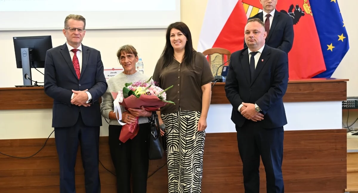 Sztuka, Kiedy sztuka wkracza sesję Jadwiga Osial kolorowy świat - zdjęcie, fotografia