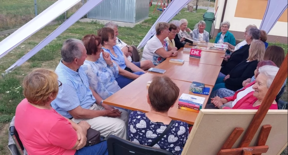 Informacje kulturalne, Dobra książka dopiero początek rozmowy - zdjęcie, fotografia