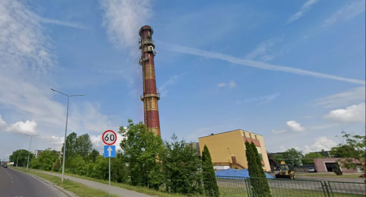 Kolejne kroki Łukowskiego PEC w przygotowaniach do budowy ciepłowni na biomasę. Widać prace porządkowe i przygotowanie terenu po przebudowie podajnika żużlu oraz planowanie układu inwestycji lokalizację głównego budynku, dróg dojazdowych i magazynów paliwa. Projekt powstaje we współpracy z AB Industry i w uzgodnieniu z NFOŚiGW, z rezerwą miejsca pod przyszłą kogenerację.