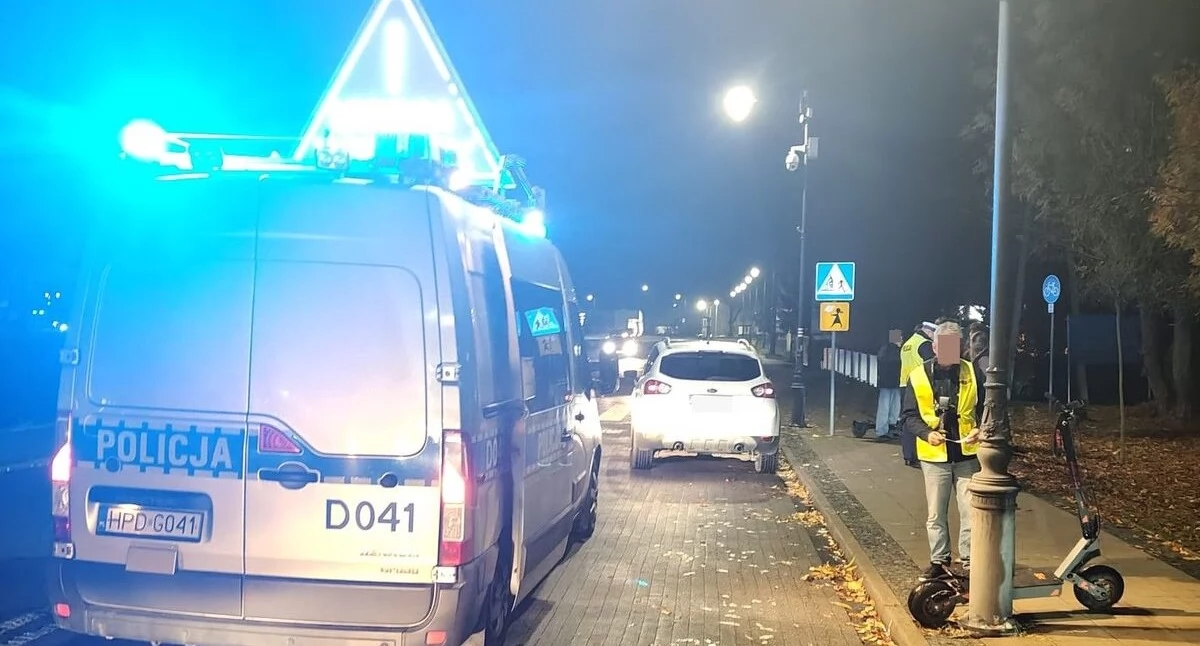 Wypadki, PĘDZIŁ PRAWIE KASKU LAMPKI! LATEK WJECHAŁ FORDA UCIEKŁ! [ZDJĘCIA] - zdjęcie, fotografia
