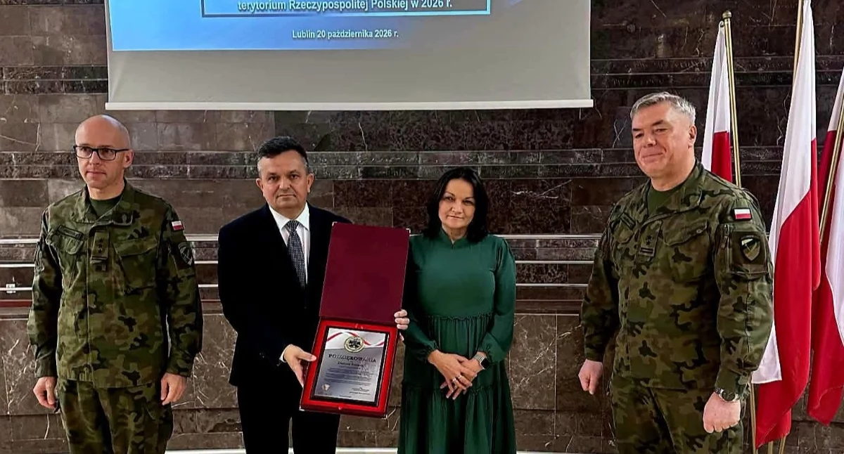 Wojsko, Kwalifikacja wojskowa medal Powiat Łukowski oficjalnym wyróżnieniem wojska - zdjęcie, fotografia