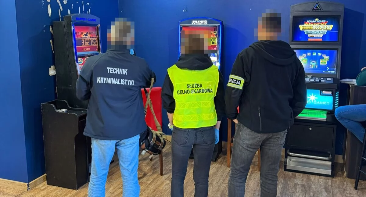 Wiadomości Partnera, Nalot nielegalne jaskinie hazardu Radzyniu! Policja celnicy weszli akcji [ZDJĘCIA] - zdjęcie, fotografia