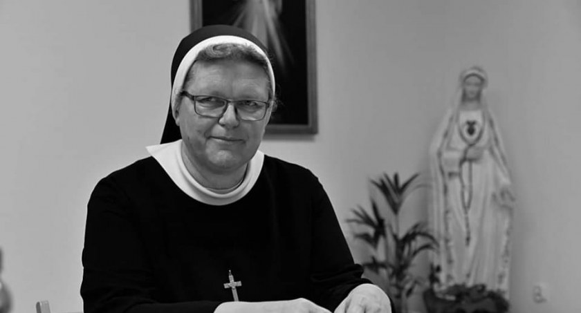 Wypadki, Pogrzeb siostry Janiny poniedziałek - zdjęcie, fotografia
