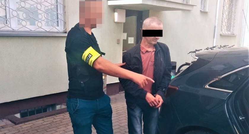 Przestępczość, Oblał kolegę alkoholem podpalił - zdjęcie, fotografia