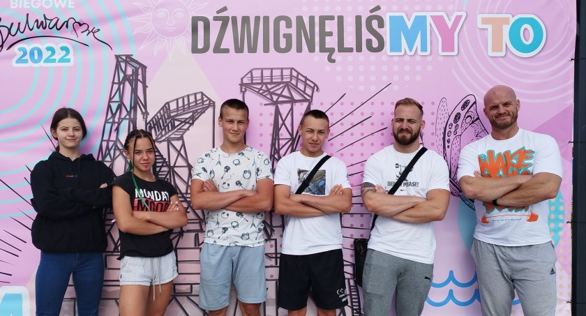 Sukcesy sportowe, Brawo ekipa Olimpijczyka Łuków Dobra robota! Dźwignęliście (GALERIA) - zdjęcie, fotografia