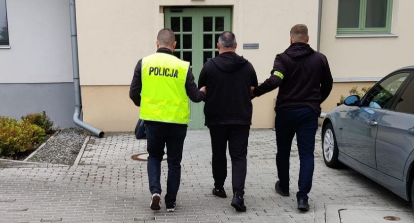 Przestępczość, latek założył fikcyjną firmę wyłudził Ogromne straty - zdjęcie, fotografia