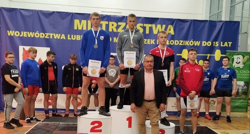 Sukcesy sportowe, Andżelika Młynarczyk Błażej Borkowski Piotr Zachoszcz Mistrzami Województwa (ZDJĘCIA) - zdjęcie, fotografia