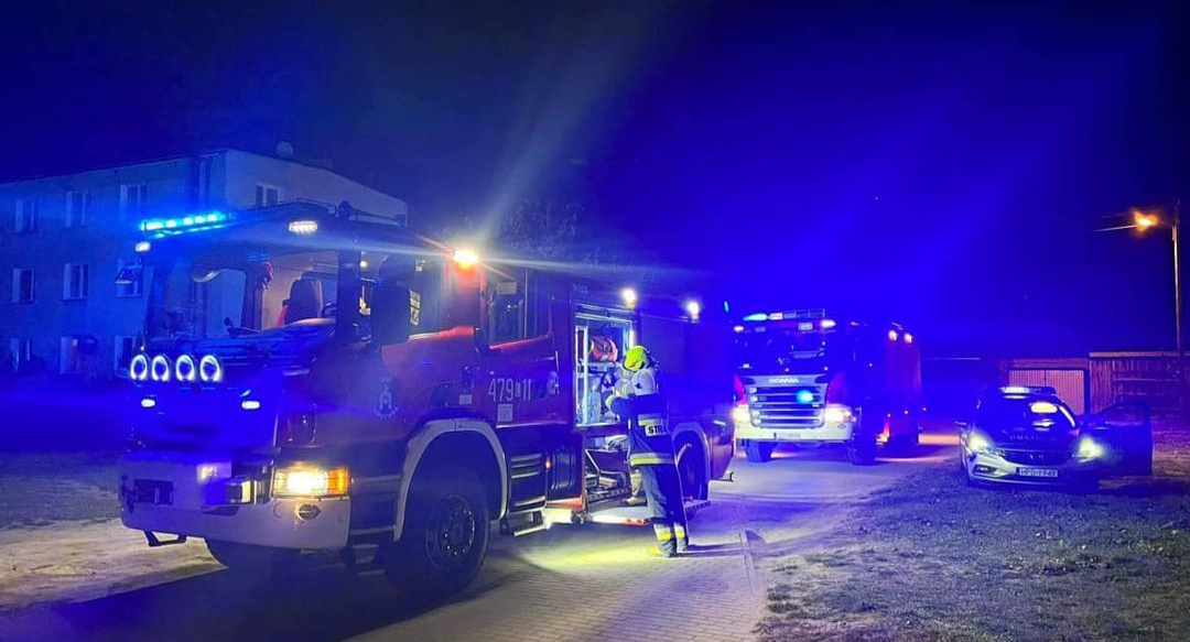 Straż Pożarna, bloku Krzywdzie ulatniał - zdjęcie, fotografia