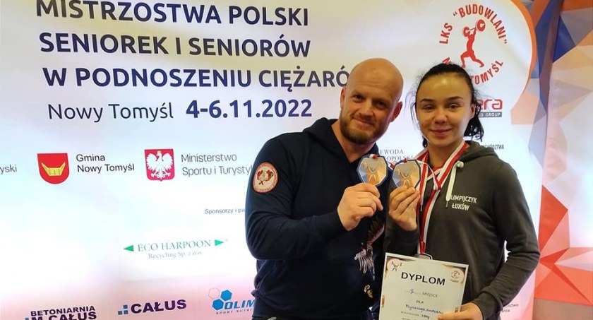 Sukcesy sportowe, Andżelika Młynarczyk wicemistrzynią Polski ciężarach Wielki sukces zawodniczki Łukowa - zdjęcie, fotografia
