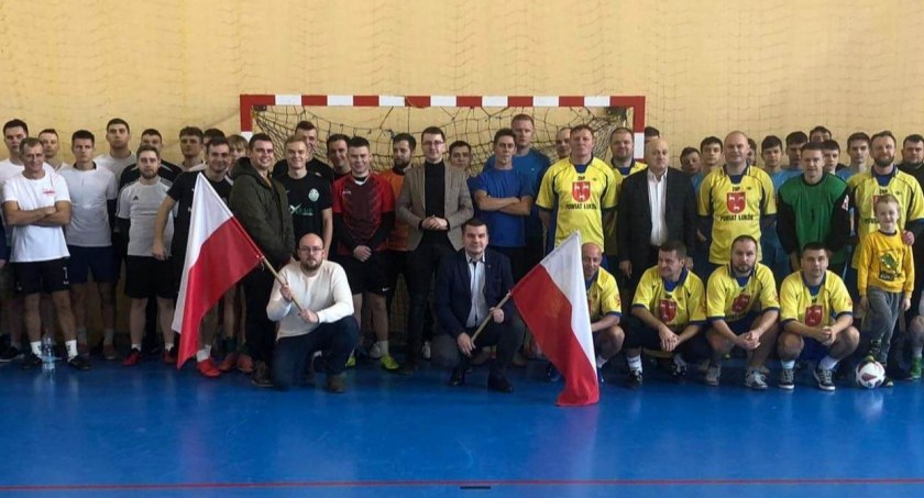 Wiadomości Sportowe, Charytatywnego Turnieju Piłki Nożnej Gramy Rodaków (ZDJĘCIA) - zdjęcie, fotografia