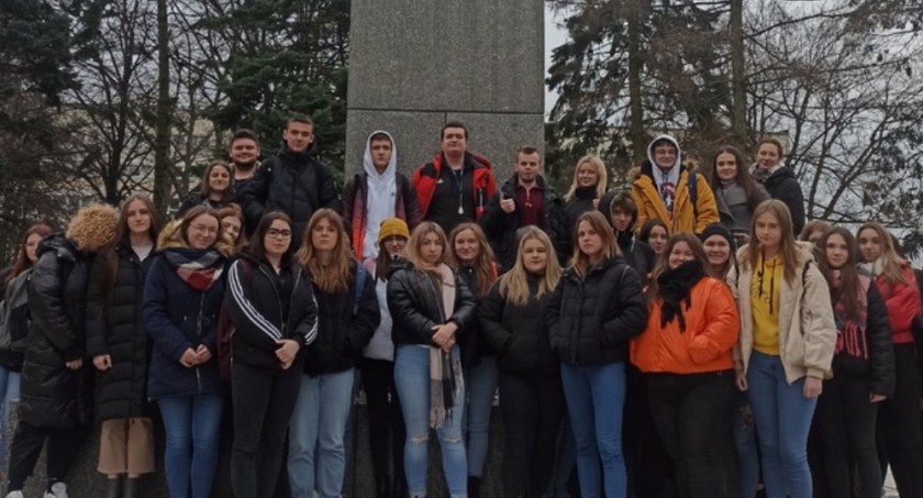 Szkolnictwo, Uczniowie warsztatach Wydziale Ekonomicznym Lublin - zdjęcie, fotografia