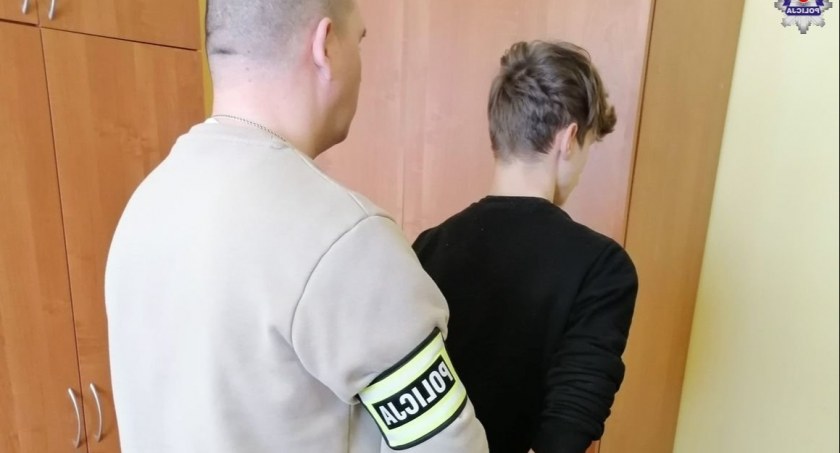 Przestępczość, Bandyci skrupułów Kopali latka głowę stracił przytomność - zdjęcie, fotografia
