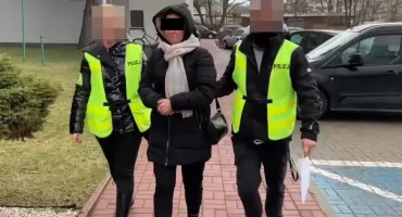 POTWÓR, NIE MATKA! Oblała własną córeczkę żrącą substancją, by wyłudzać pieniądze! Sąd nie miał litości!