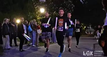 Ponad 400 osób w łukowskim parku! Ten pokaz oglądano z „opadniętą koparą”