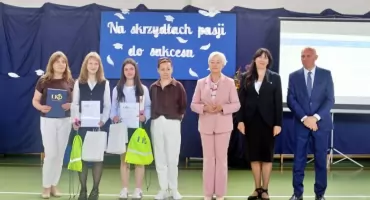 Konkurs kuratoryjny Ogarnij Zdrowie: Sukces uczennic z Huty Dąbrowy