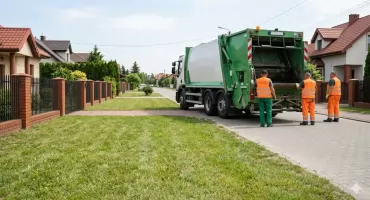 Stara szafa, zakurzony koc i sofa bez nogi. Łuków zabiera to wszystko — do 19 czerwca