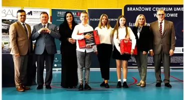 1224 uczniów, 31 szkół, jedna statuetka zrobiona przez dzieci. Projekt „Technik w Akcji