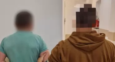 Chwycił za siekierę i groził własnej córce! „Zabiję cię!” – wrzeszczał pijany furiat