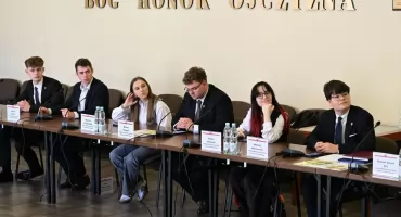 Młodzież z powiatu łukowskiego zyska własny budżet! Znamy szczegóły ostatniej sesji