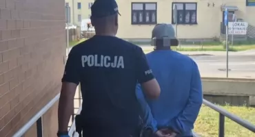 Dramatyczne sceny! Recydywista znęcał się nad matką i groził jej śmiercią