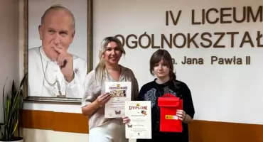 Sukces z sercem do hiszpańskiego. Dziewczyny z łukowskiego IV LO rozbiły bank w Lublinie!