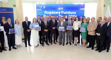 Podwójny sukces gminy Łuków. Gręzówka i Zalesie zyskają nowe drogi!