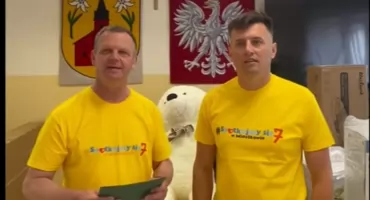 Ponad 300 kg mięsa na grilla, tysiące złotych i vouchery. Tona dobra leci do Miastkowa! Wspiera ich też powiat