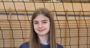 Julia Woźniak na Mistrzostwach Polski! Wielki sukces siatkarki Dragona Wojcieszków