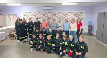 Kiedy młodość spotyka doświadczenie. Świetna akcja dzieciaków z MDP w Woli Bystrzyckiej!