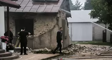 Policja i prokuratura badają przyczyny wybuchu w Wólce Poznańskiej. Ruszyło śledztwo