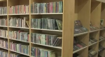 Czytasz na telefonie lub czytniku? Łukowska biblioteka da darmowy dostęp do e-booków i audiobooków