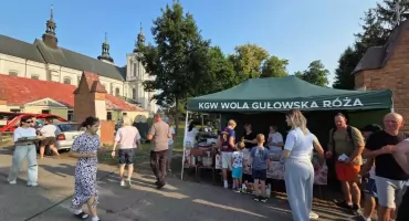 Pierwszy etap za łukowskimi pielgrzymami. W Woli Gułowskiej czekało na nich wyjątkowe przyjęcie