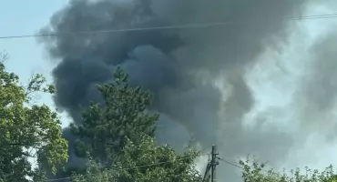 Pożar przy stacji paliw w Żelechowie. Z ogniem walczyły 23 zastępy straży pożarnej
