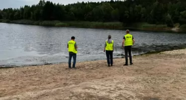 DRAMAT NA ŻWIROWNI  30-latek wszedł do wody i zniknął. Znaleźli go po dwóch dniach