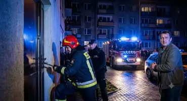 STRACH NA OSIEDLU W ŁUKOWIE! Syn odchodził od zmysłów. Gdy strażacy weszli do mieszkania...