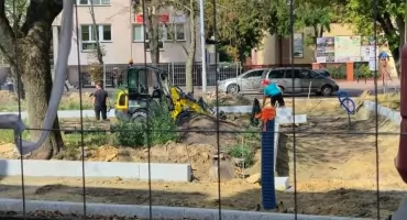 Chodnik na ul. Piłsudskiego do remontu. Miasto przejmie zadanie od GDDKiA